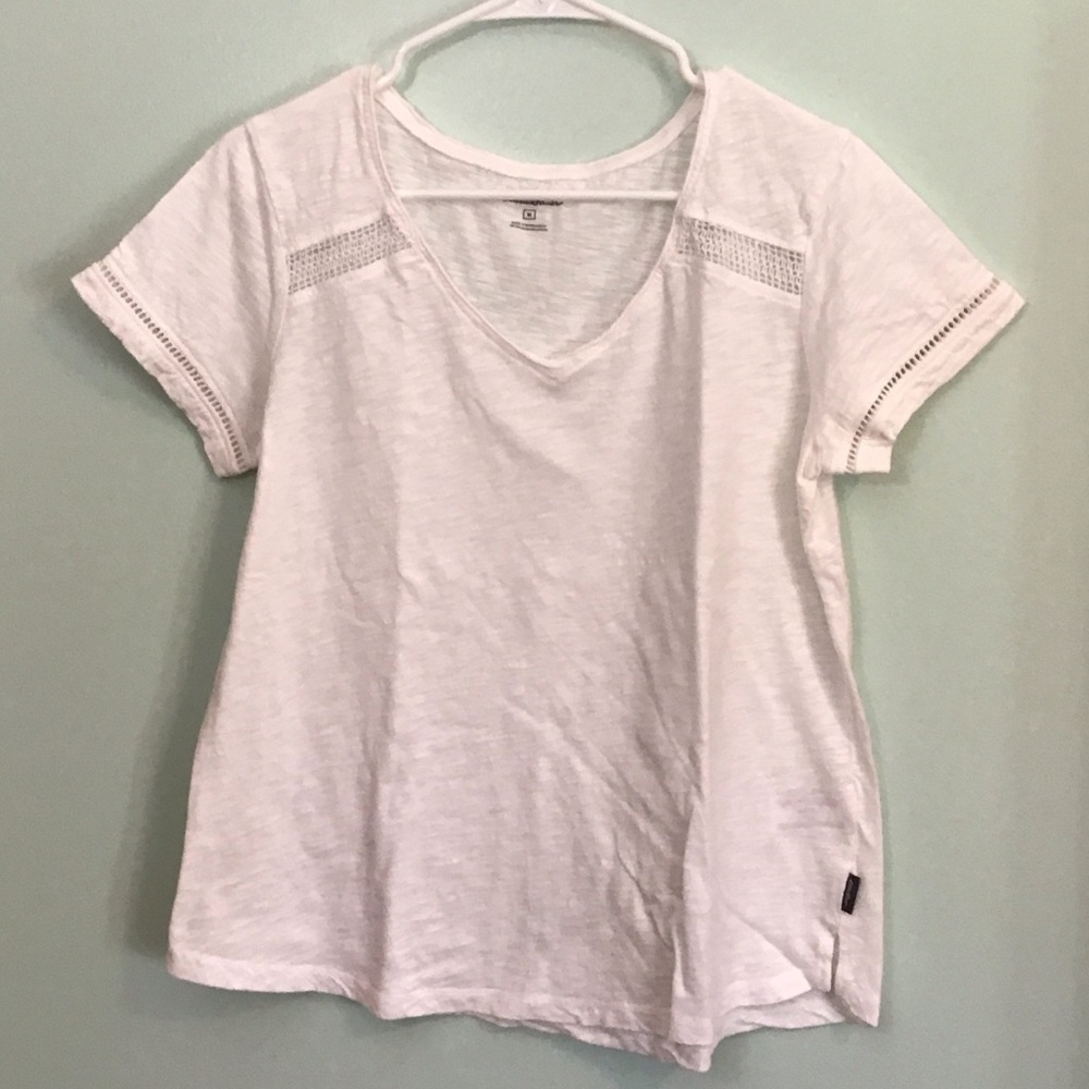 Eddie Bauer Cream Short Sleeve V-Neck Top